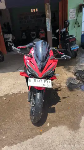 Honda CBR 150 R 2017