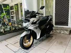 Km 1.200 Yamaha Aerox S ABS 2022 Silver Simpanan Jarang Pakai