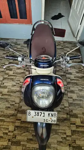 DIJUAL scoopy fi tahun 2013 (stater kasar)