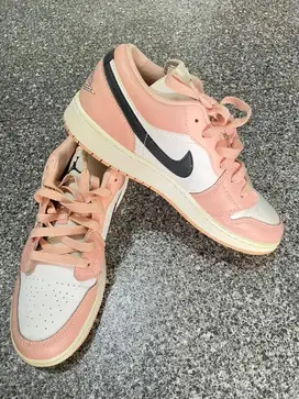 Nike Air Jordan 1 Low Light Arctic Pink