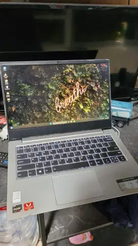 Dijual Laptop Lenovo S340 Ryzen 3 – Tipis, Ringan, Baterai Awet