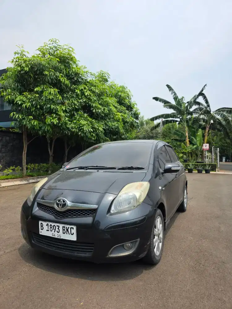 TOYOTA YARIS E MANUAL