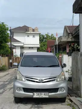 Xenia M Deluxe 1.0 Manual 2013