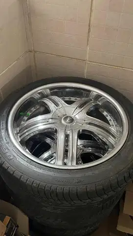 Velg + Ban r20 untuk Toyota Alphard Voxy Vellfire Harrier dll