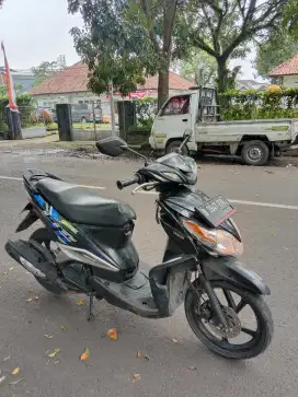 Yamaha Xeon 2010 kumplit, pjk kaleng opp