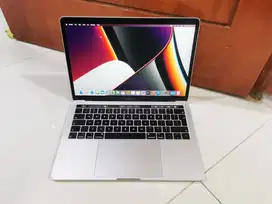 Macbook Pro 2019 Touchbar 13inch Core i5 8GB 512GB