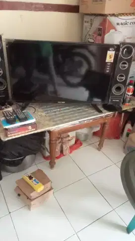 Tv Polytron dan Kulkas LG di Obral murah