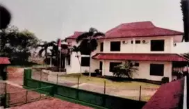 Rumah Hitung Tanah di Pamulang Luas 4488m