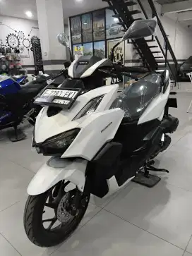 Vario 160 cbs 2024 dp 800k