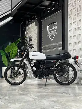 Stok Terbatas‼️Kawasaki W175 TR th 2021 - Ayu Mustika