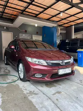 Honda Civic 1.8 AT 2012 maroon