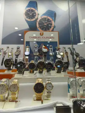 promo kredit jam tangan mewah bunga ringan gratis 1x cicilan