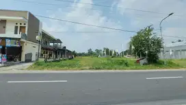 Tanah Tepi Jalan Pandowoharjo Jogja, Dekat Jejamuran