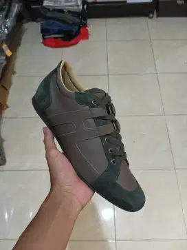 Sepatu pria snakers hermes size 43 second