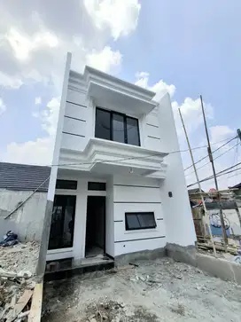 Rumah Classic Ceger Cipyung Jakarta Timur