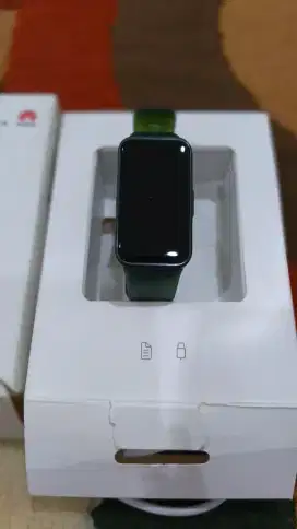 Huawei band 8 like new