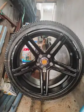 Dijual velg Ray's 18 beserta ban achilles ex Innova