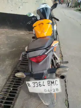 Jual cepat motor kesayangan cbr 150 pajak hidup tinggal pakai