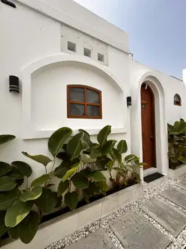 Villa siap huni lokasi strategis