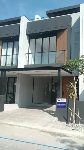DISEWAKAN RUMAH BARU GRESS BLM PERNAH DI DI NORTH WEST DEPAN DANAU