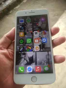 iPhone 7 plus 32 GB lengkap