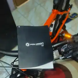 DIJUAL SEPEDA GUNUNG MERK POLYGON MONARCH MASIH NEW