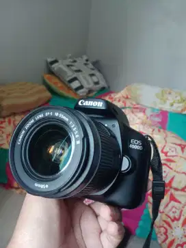 Kamera Canon 4000D kit, muluss