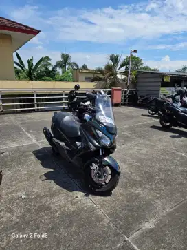 SUZUKI BURGMAN 200