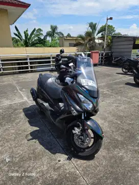 SUZUKI BURGMAN 200