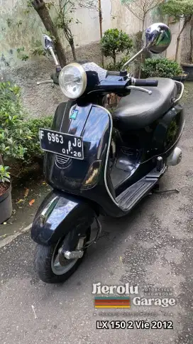 VESPA PIAGGIO LX 150 2VIE 2012