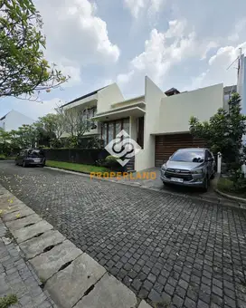 TOWNHOUSE  KEMANG  JAKARTA SELATAN