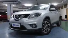 Nissan Xtrail  2.5 Bensin-AT 2016 Silver