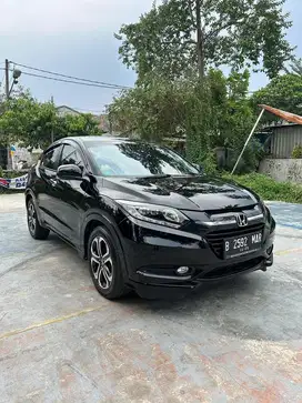 (Cash) HRV Prestige CVT 2015