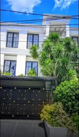 Rumah 3 lantai pondok indah siap huni