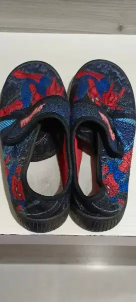 Sepatu anak merk bubble gum ori psnjang 20cm murah 70k barunya 350k bu