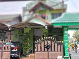 Rumah Induk+Kost 2,5 Lantai HOOK Full Penghuni di Dukuh Menanggal, Sby