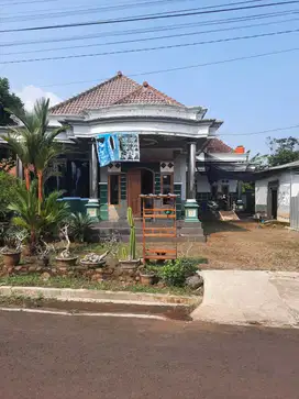 Rumah plus kebun durian luas murah