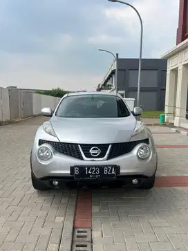 JUKE RX AT 2011 KM low