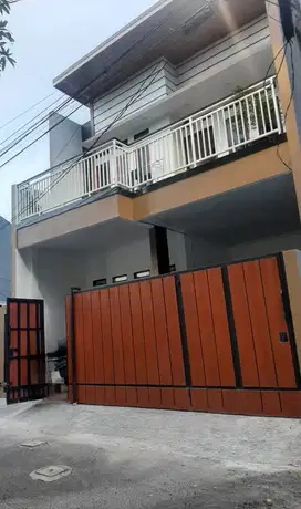 Jual cepat rumah cluster di Bintara dekat kota bintang pondok kopi