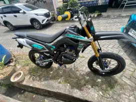 CRF L 150 pemakain pribadi