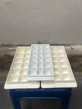 Cetakan Es Batu 18 Lubang Bundle 3