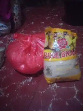 Beras 5kg dan Gula satset