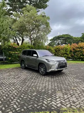 Lexus LX 570 Luxury 2018
