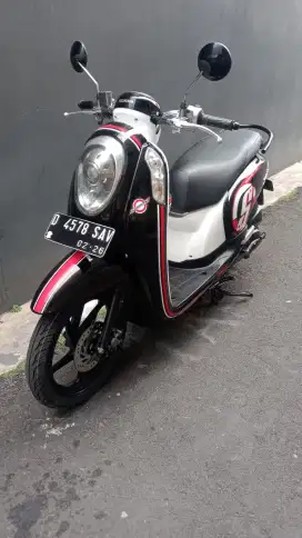JUAL CEPAT HONDA Scoopy FI sporty 2016, SUPER MULUSSS.. FULL ORI..