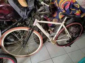 Dijual Sepeda Pixy Klasik Vintage – Cocok Koleksi / Harian