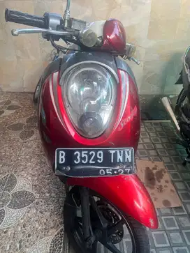 Honda scoopy Tahun 2012