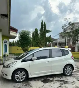 Honda Jazz RS matic 2011