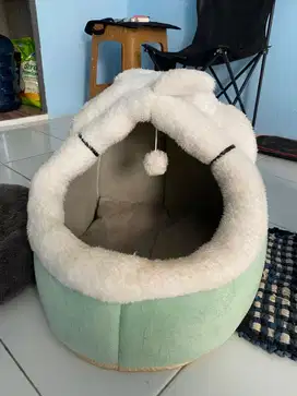 TEMPAT TIDUR & MAKAN ANABUL