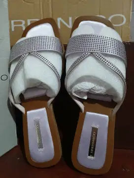 Sendal urban & co  new warna purple
