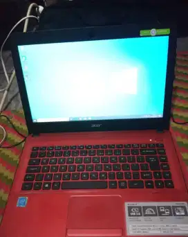 laptop Acer one z1402